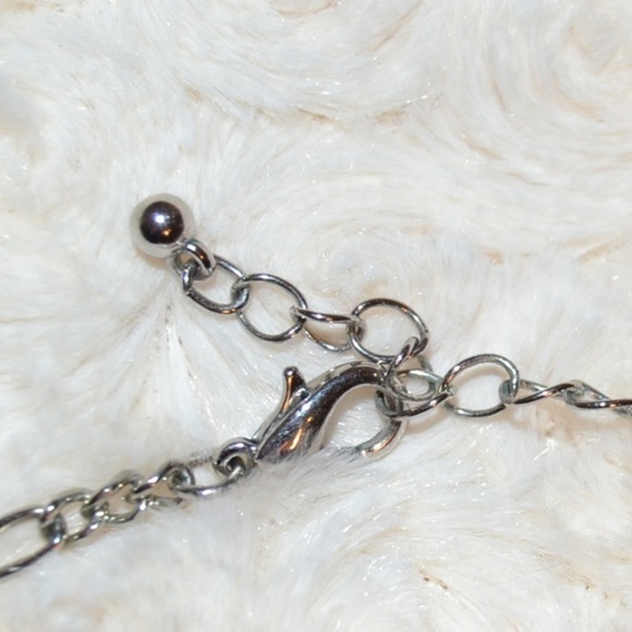 Beautiful Bright Blue Statement Jewel Necklace - Picture 4 of 4